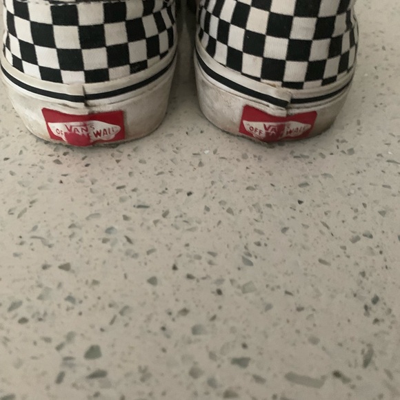 vans - Picture 4 of 5